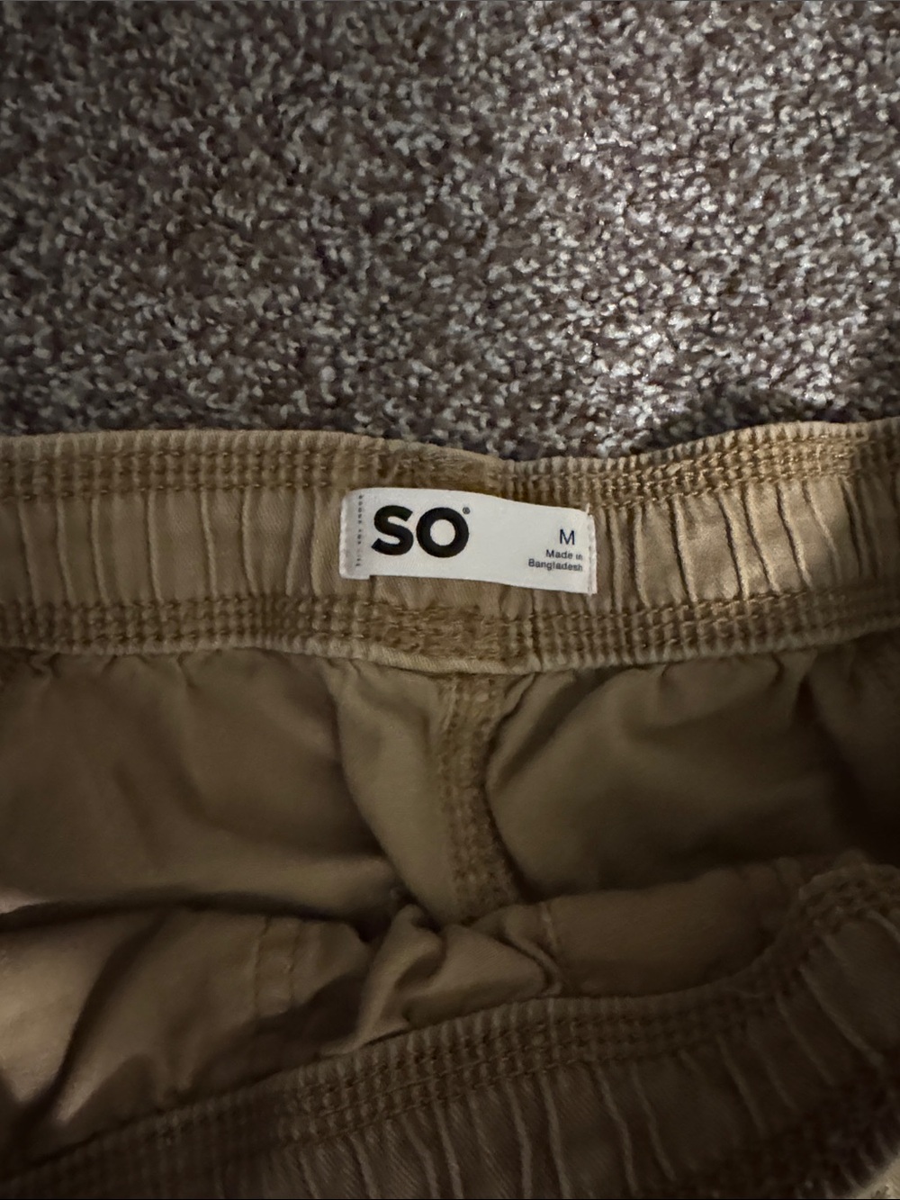 Relaxed Fit Cargo Pants in Khaki with Elastic Waist - Picture 2 of 6